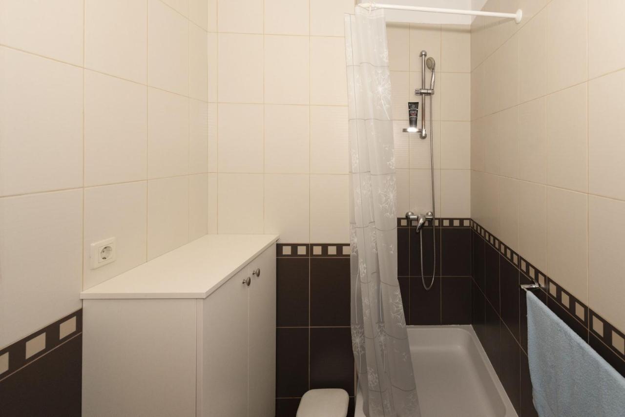 Apartments Max Ražanac エクステリア 写真